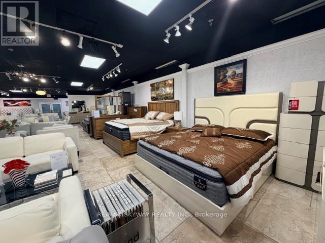 10 - 2111 Dunwin Drive, Mississauga, Ontario  L5L 3C1 - Photo 3 - W12896684