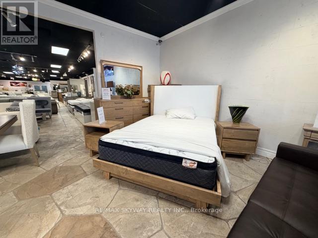 10 - 2111 Dunwin Drive, Mississauga, Ontario  L5L 3C1 - Photo 6 - W12896684