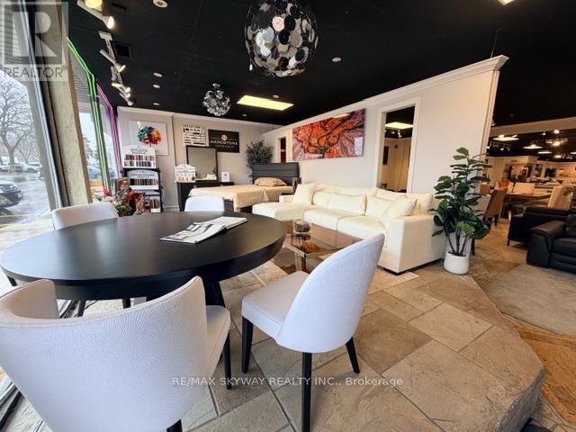 10 - 2111 Dunwin Drive, Mississauga, Ontario  L5L 3C1 - Photo 8 - W12896684