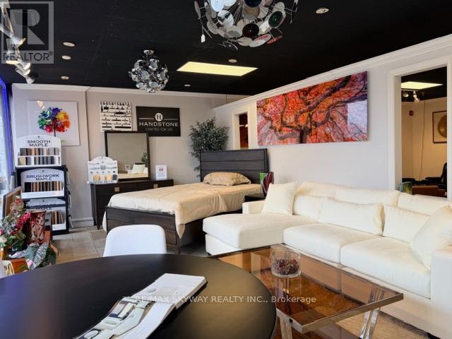 10 - 2111 Dunwin Drive, Mississauga, Ontario  L5L 3C1 - Photo 9 - W12896684