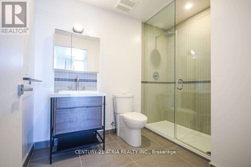 101 - 35 Wabash Avenue, Toronto, Ontario  M6R 0A9 - Photo 11 - W12896686