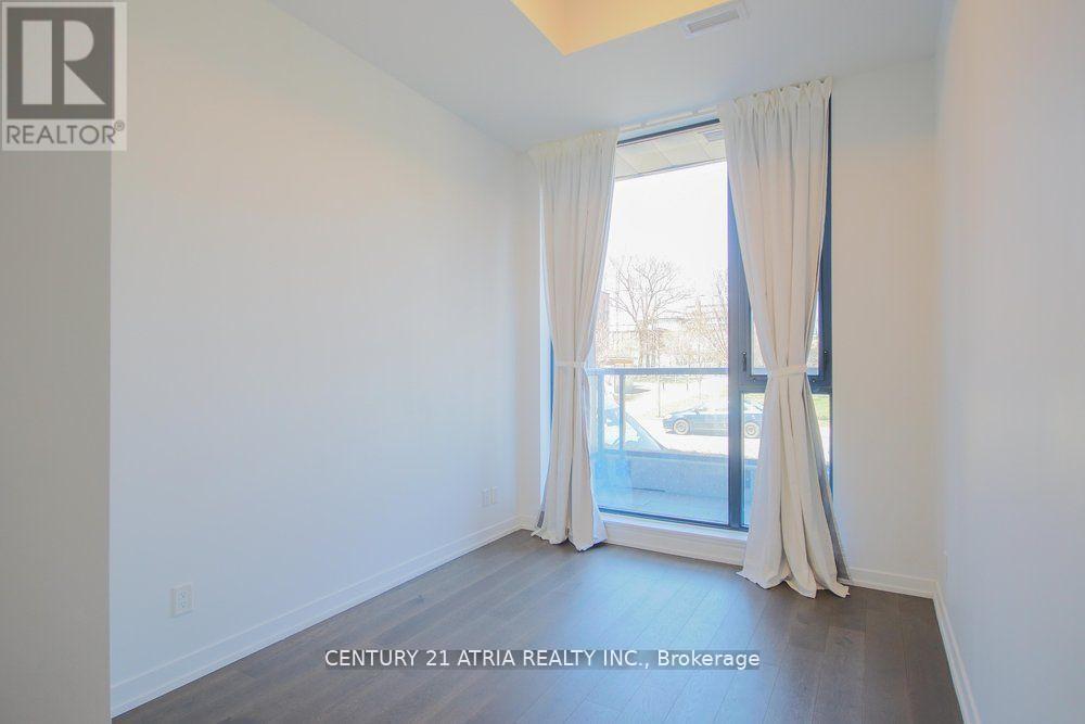 101 - 35 Wabash Avenue, Toronto, Ontario  M6R 0A9 - Photo 8 - W12896686