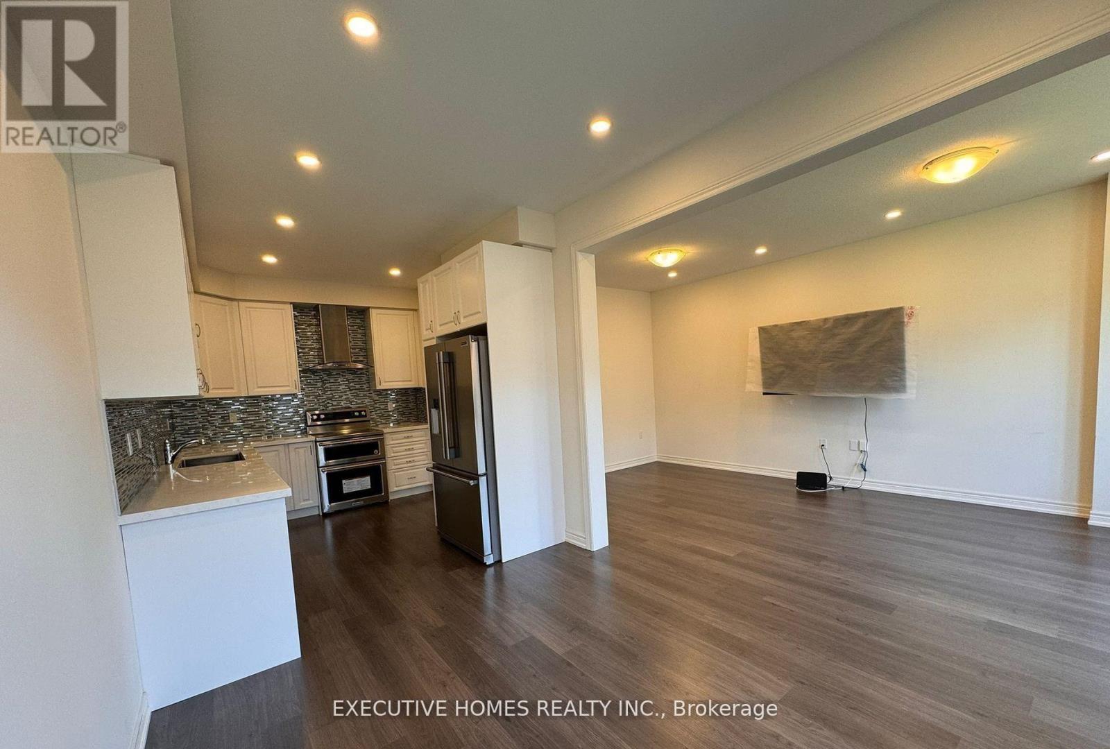 506 Threshing Mill Boulevard, Oakville, Ontario  L6H 0S9 - Photo 8 - W12896700