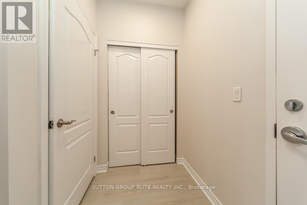 111 - 1360 Costigan Road, Milton, Ontario  L9T 8X6 - Photo 7 - W12896716