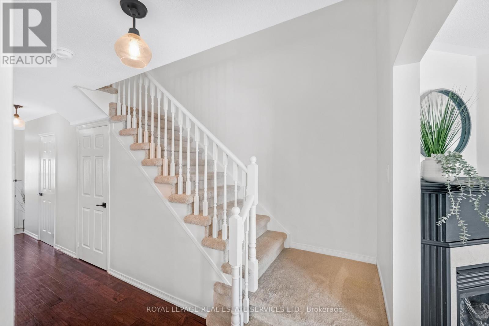 1824 Mccoy Avenue, Burlington, Ontario  L7L 7M1 - Photo 20 - W12896738