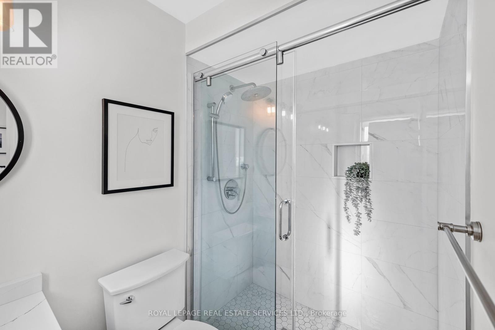 1824 Mccoy Avenue, Burlington, Ontario  L7L 7M1 - Photo 26 - W12896738