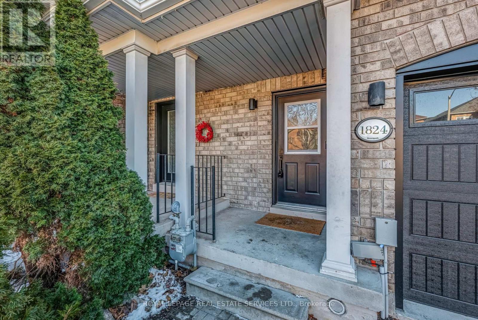 1824 Mccoy Avenue, Burlington, Ontario  L7L 7M1 - Photo 3 - W12896738