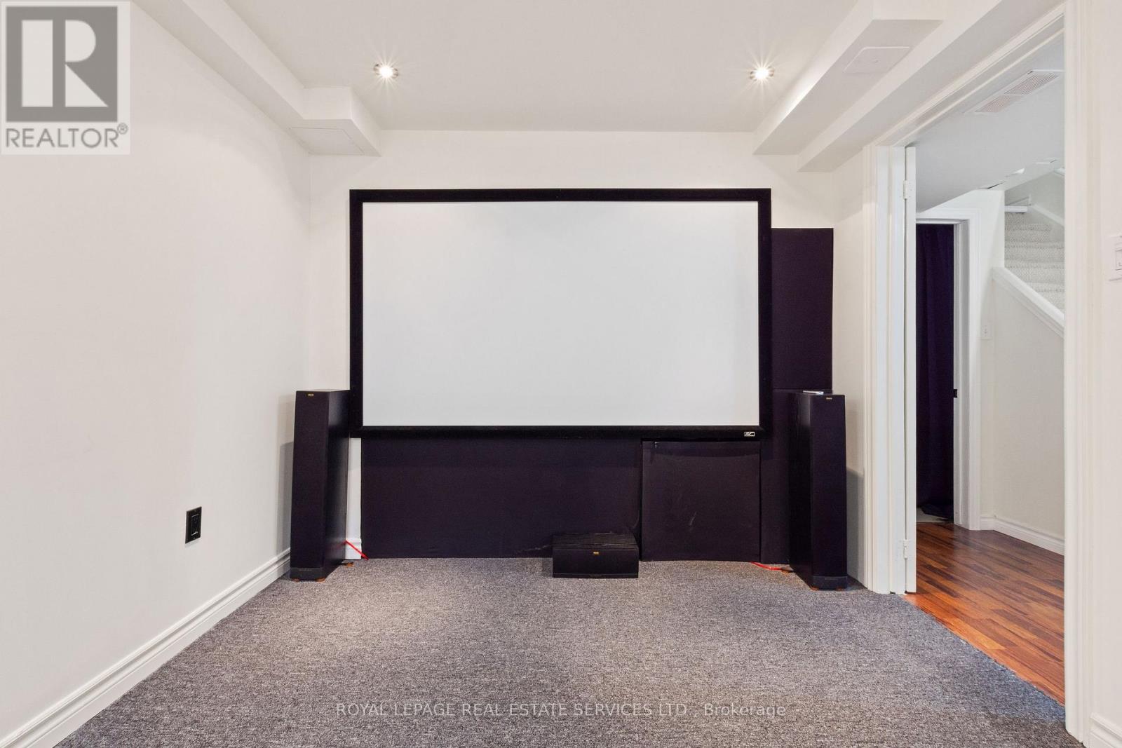 1824 Mccoy Avenue, Burlington, Ontario  L7L 7M1 - Photo 37 - W12896738