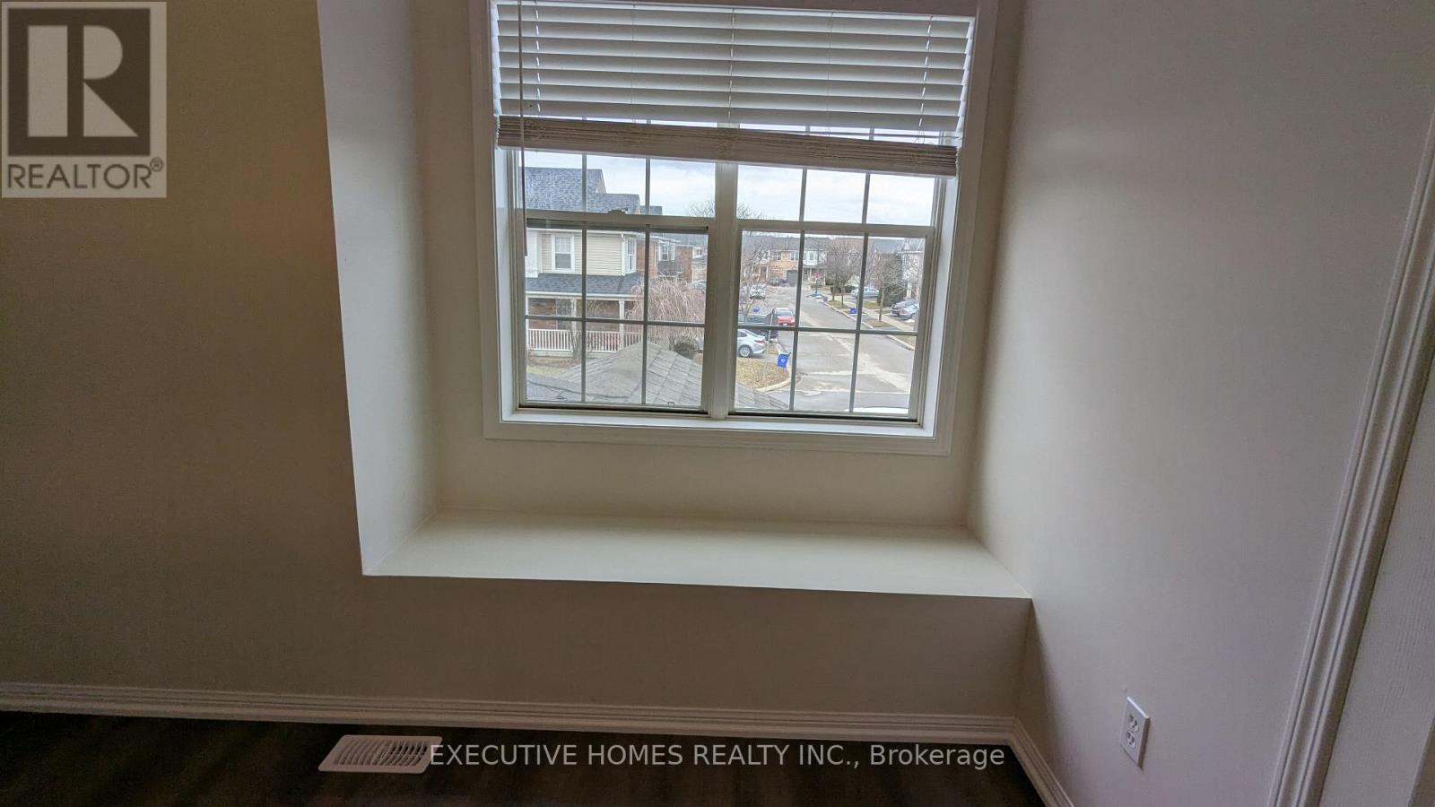 676 Hamilton Crescent, Milton, Ontario  L9T 6H1 - Photo 17 - W12896772