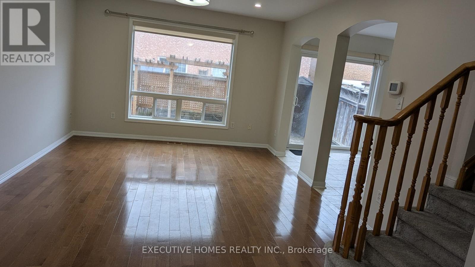 676 Hamilton Crescent, Milton, Ontario  L9T 6H1 - Photo 6 - W12896772