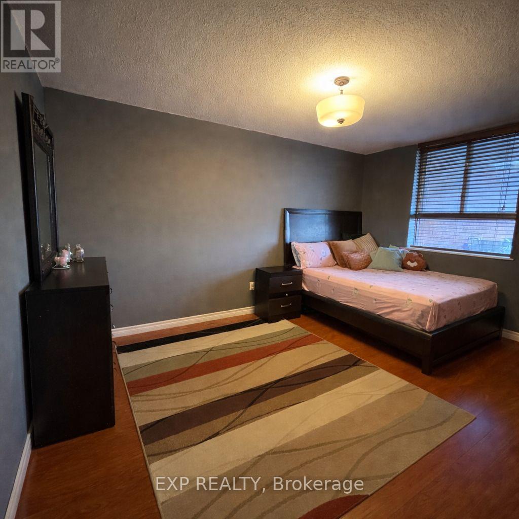 2009 - 236 Albion Road, Toronto, Ontario  M9W 6A6 - Photo 12 - W12896796