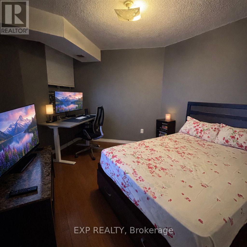 2009 - 236 Albion Road, Toronto, Ontario  M9W 6A6 - Photo 15 - W12896796