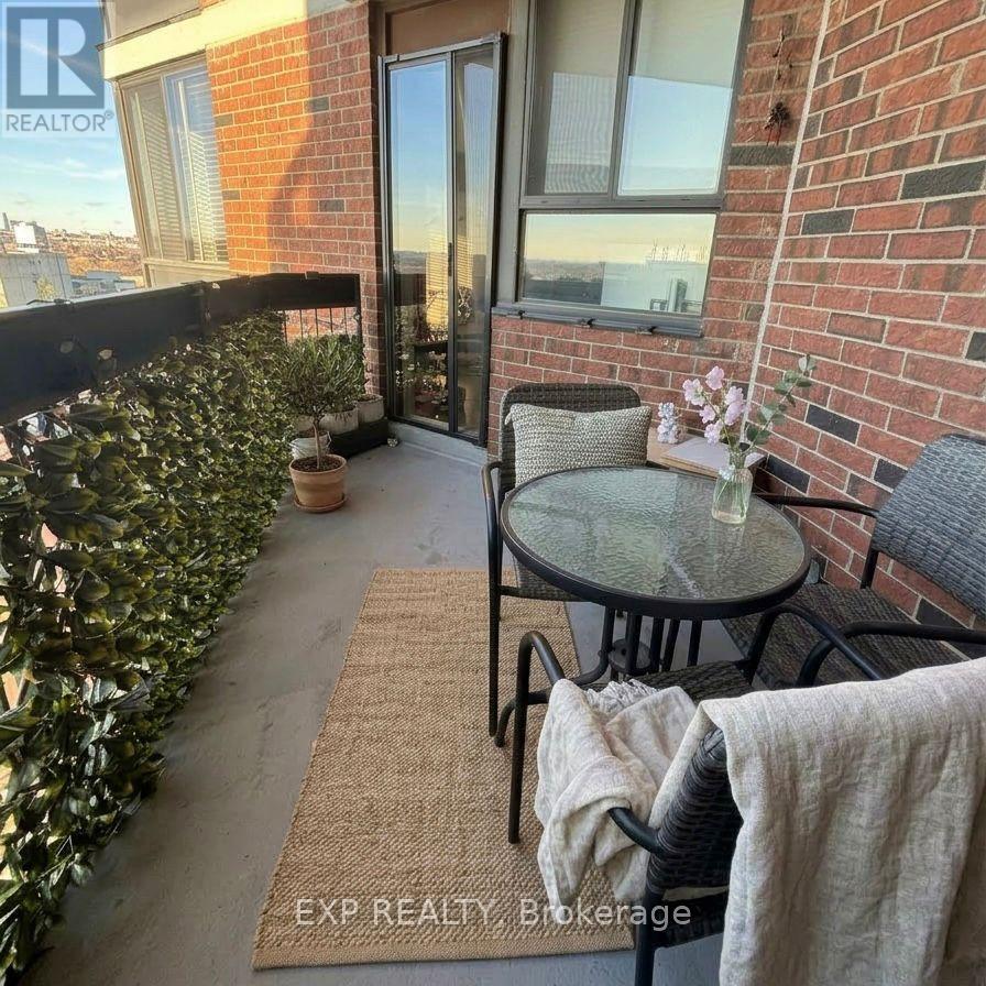 2009 - 236 Albion Road, Toronto, Ontario  M9W 6A6 - Photo 19 - W12896796