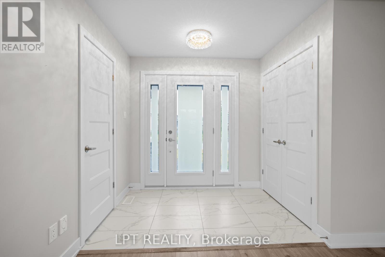 75 Chateauguay Street, Russell, Ontario  K0A 2M0 - Photo 25 - X12822910