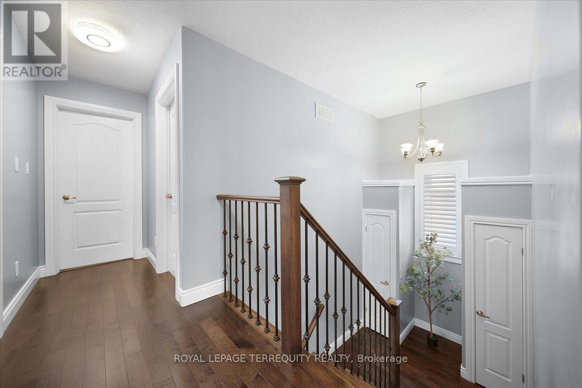 131 Maple Bush Drive, Cambridge, Ontario  N1T 0B7 - Photo 17 - X12896662