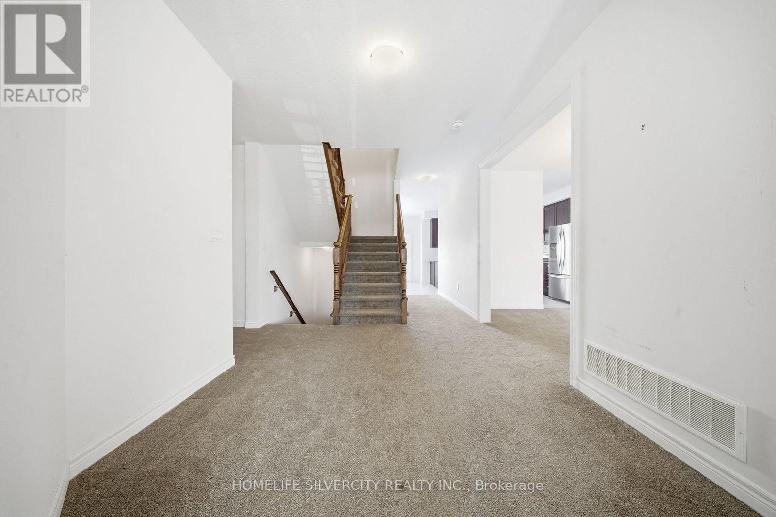 38 Mcgovern Lane, Brant, Ontario  N3L 0K3 - Photo 5 - X12896724