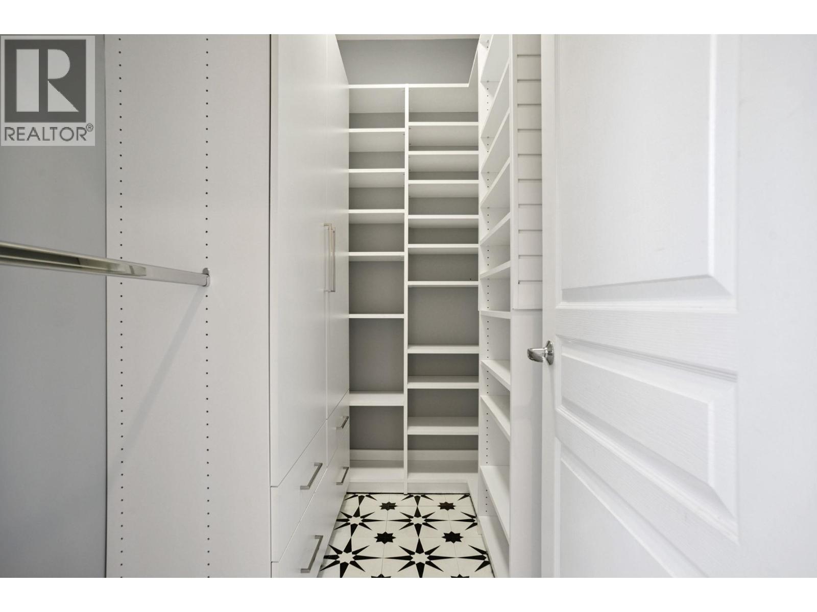 210 2028 W 11 Avenue, Vancouver, British Columbia  V6J 2C9 - Photo 4 - R3099094