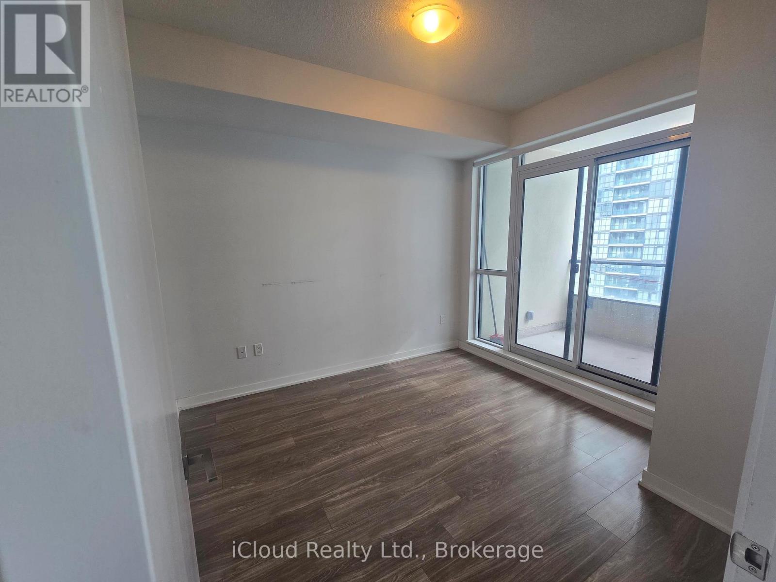 1416 - 4055 Parkside Village Drive, Mississauga, Ontario  L5B 0K8 - Photo 5 - W12896844