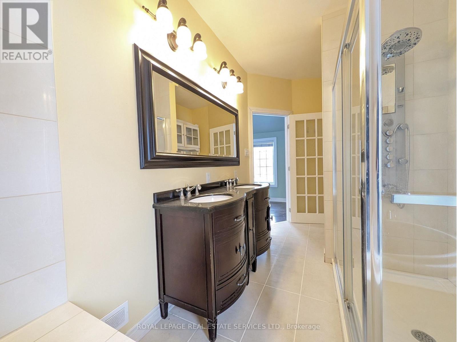 20 Holgate Street, Barrie, Ontario  L4N 2T5 - Photo 33 - S12885336