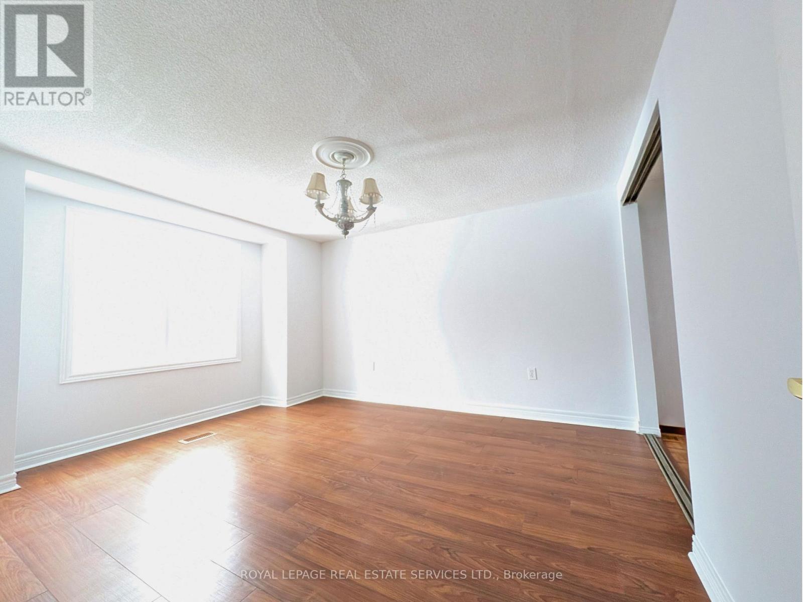 20 Holgate Street, Barrie, Ontario  L4N 2T5 - Photo 27 - S12885336