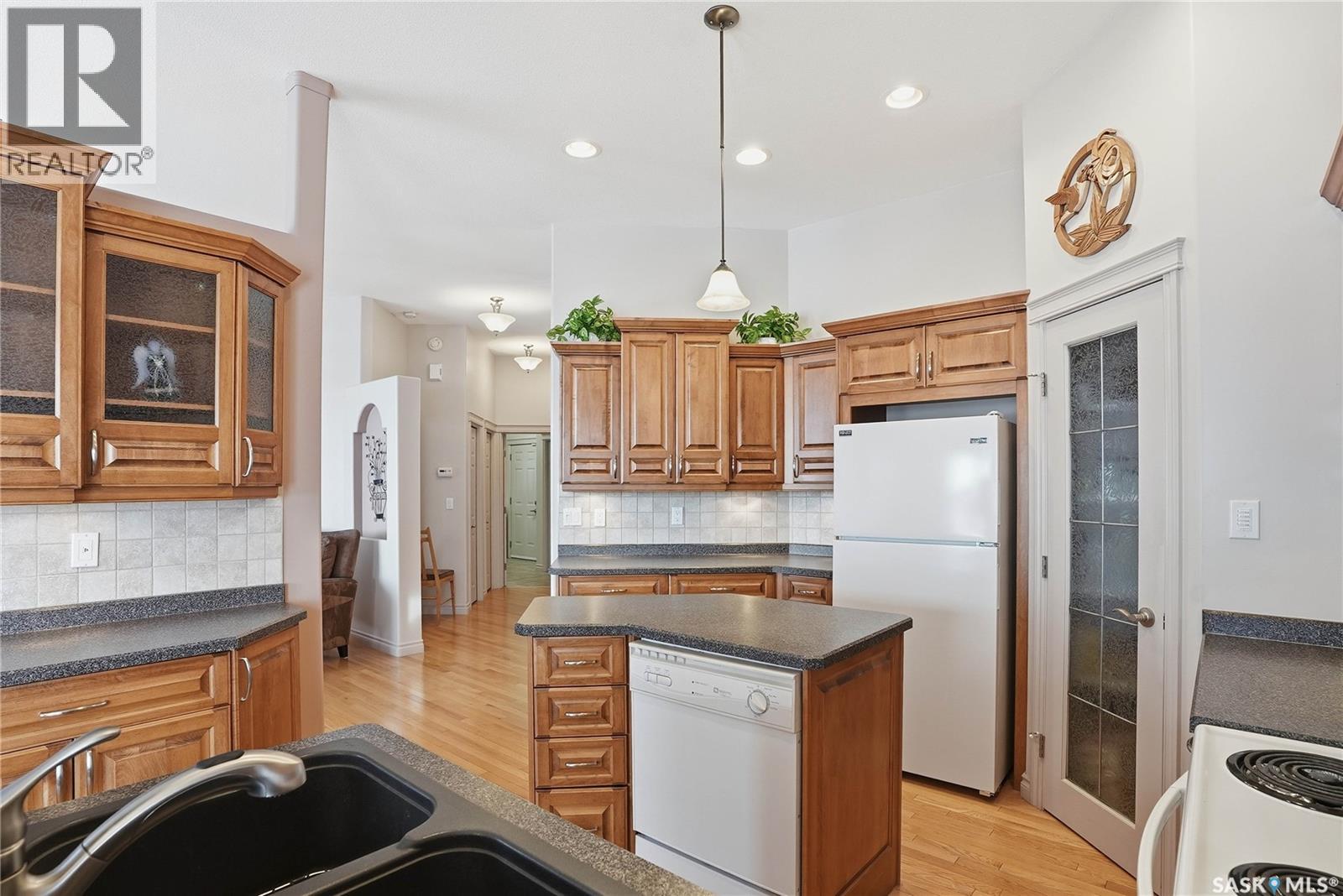 114 802 Heritage Crescent, Saskatoon, Saskatchewan  S7H 5T3 - Photo 14 - SK030517