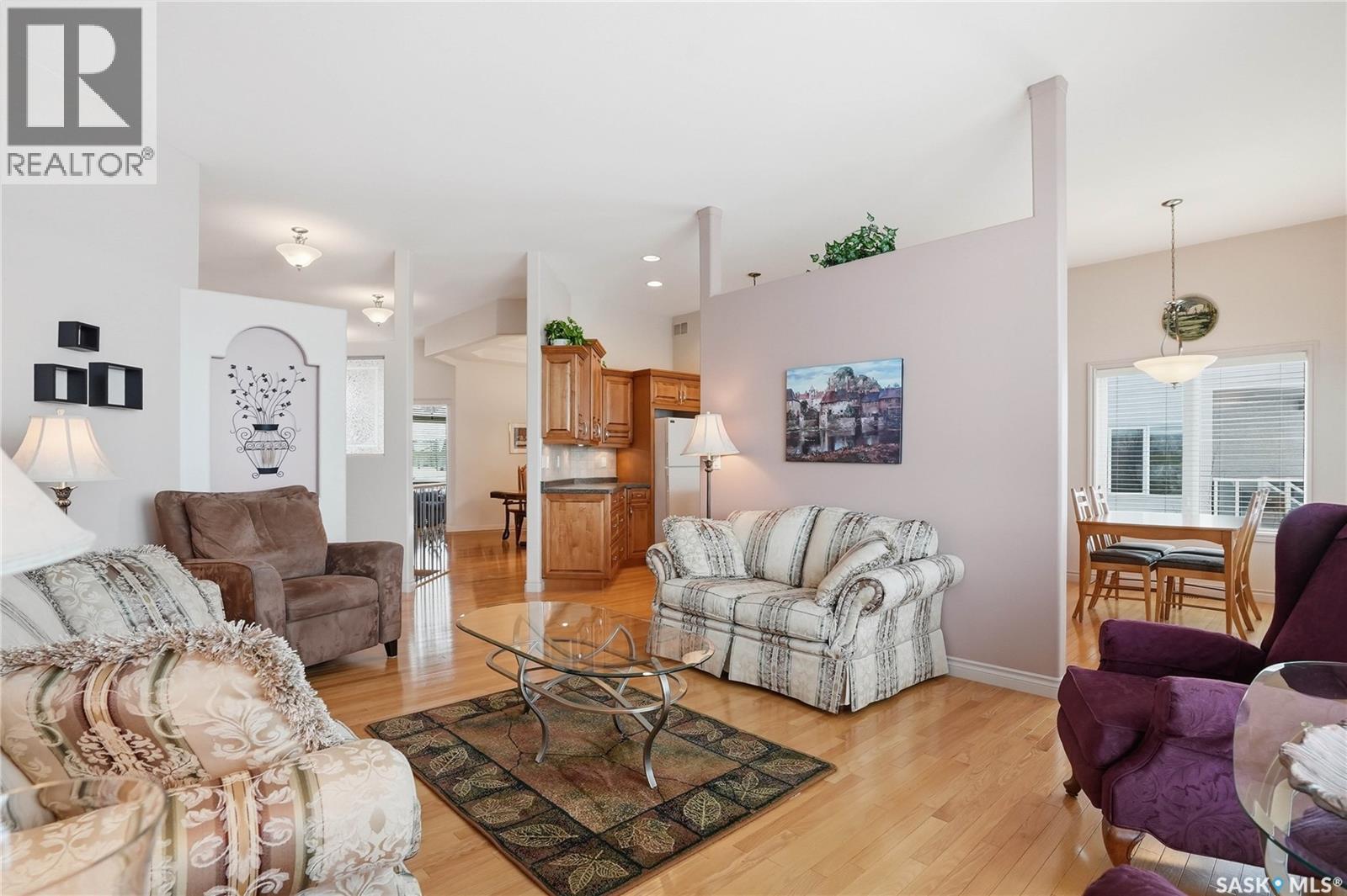 114 802 Heritage Crescent, Saskatoon, Saskatchewan  S7H 5T3 - Photo 6 - SK030517