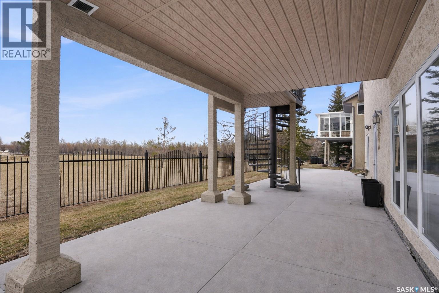 114 802 Heritage Crescent, Saskatoon, Saskatchewan  S7H 5T3 - Photo 47 - SK030517