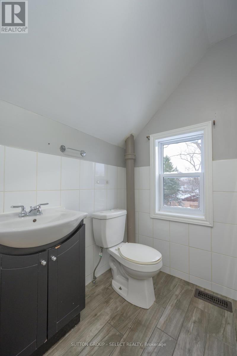 124 Edward Street, London South, Ontario  N6C 3H9 - Photo 21 - X12896984