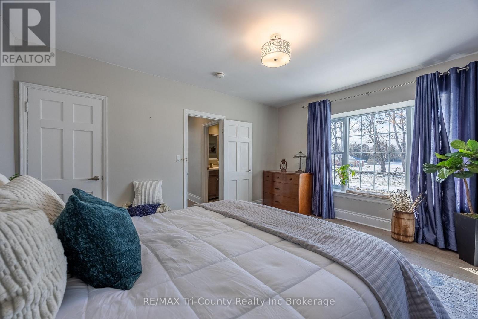 909 James Street, Norfolk, Ontario  N4B 2E3 - Photo 21 - X12896870