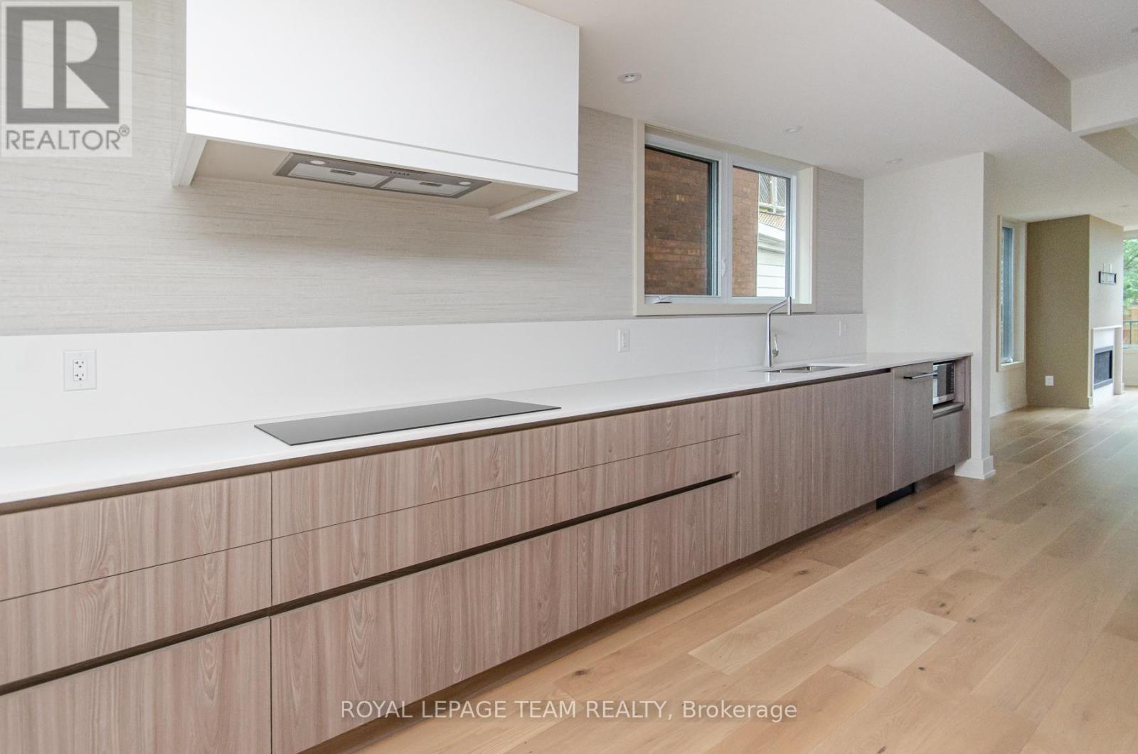 B - 13 Fifth Avenue, Ottawa, Ontario  K1S 2M2 - Photo 11 - X12567518