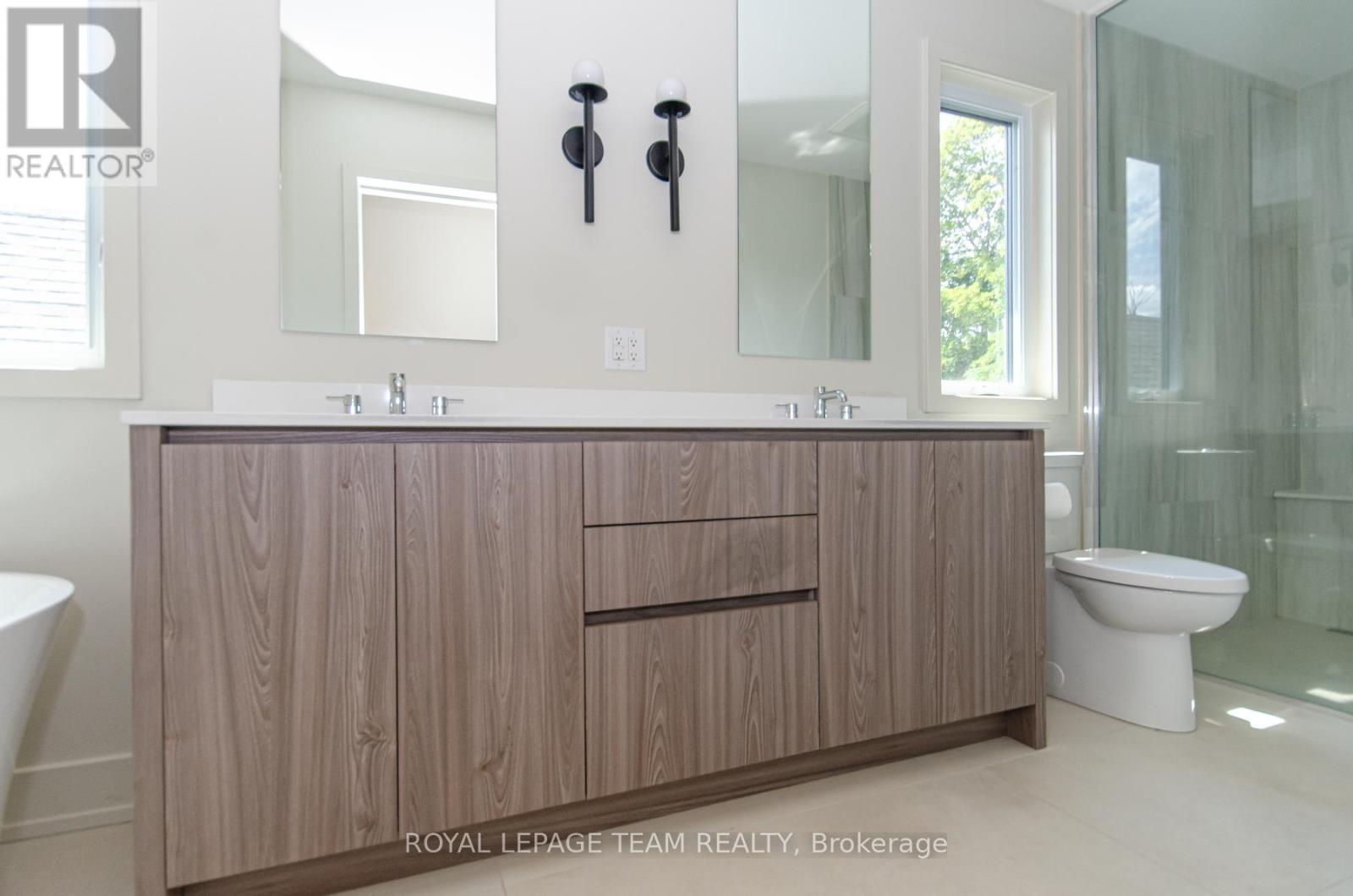 B - 13 Fifth Avenue, Ottawa, Ontario  K1S 2M2 - Photo 20 - X12567518