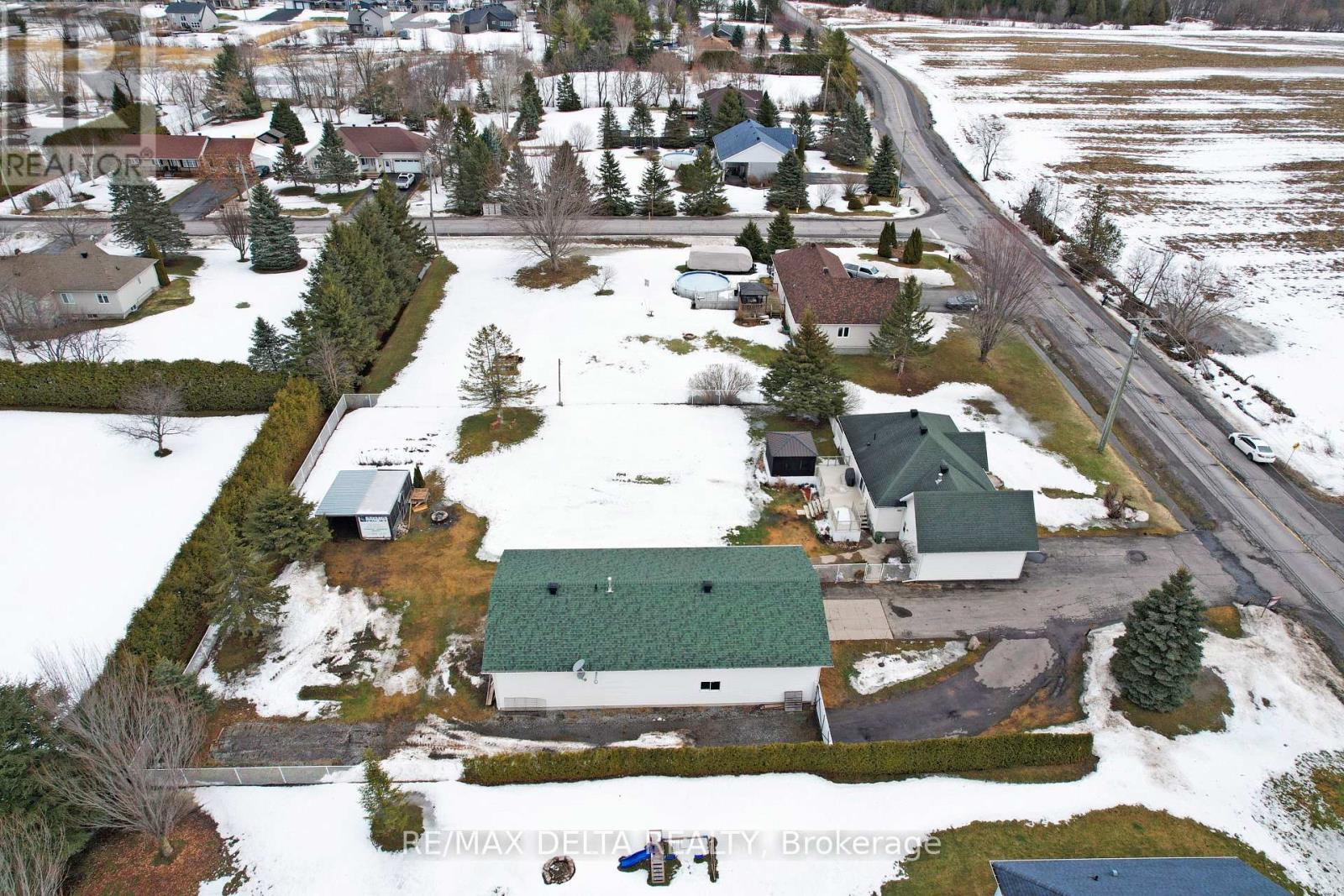 2031 Devine Road, Ottawa, Ontario  K0A 3H0 - Photo 36 - X12869296