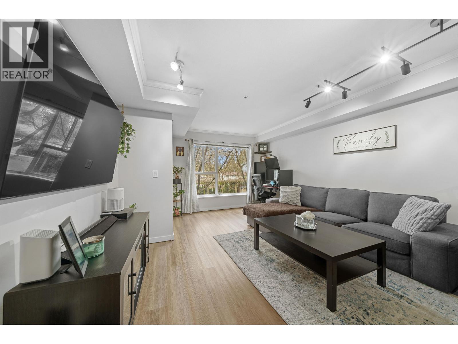 213 22255 122 Avenue, Maple Ridge, British Columbia  V2X 3X8 - Photo 11 - R3101154