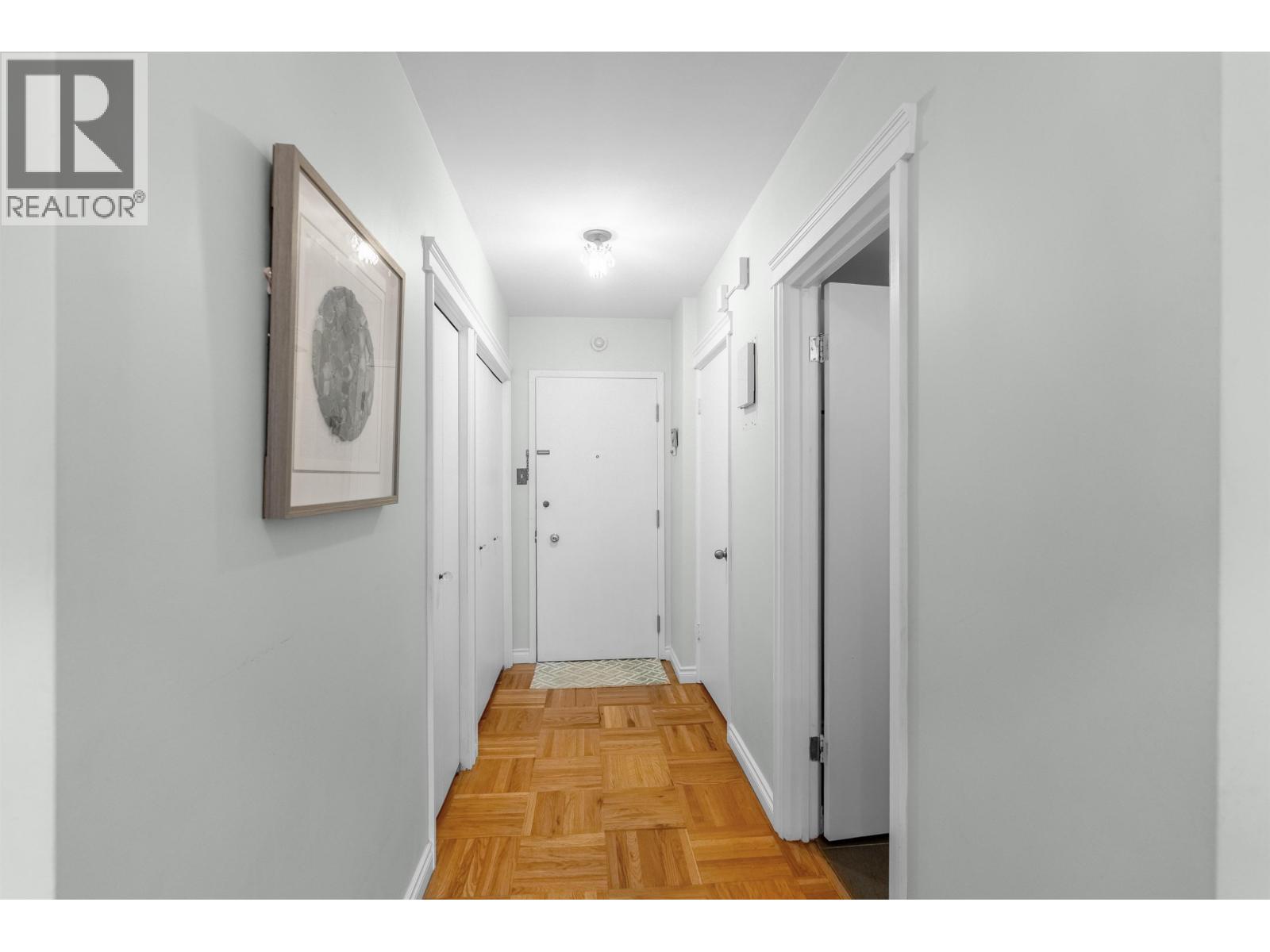 402 1750 Esquimalt Avenue, West Vancouver, British Columbia  V7V 1R8 - Photo 10 - R3101167