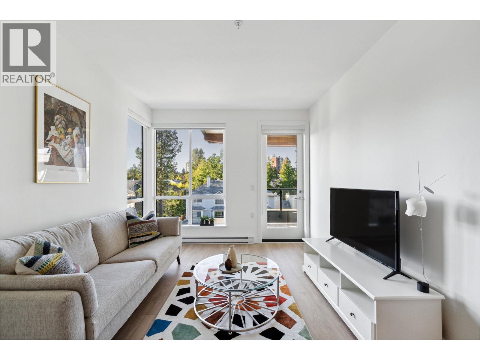 417 7579 16th Street, Burnaby, British Columbia  V3N 0H7 - Photo 1 - R3101172