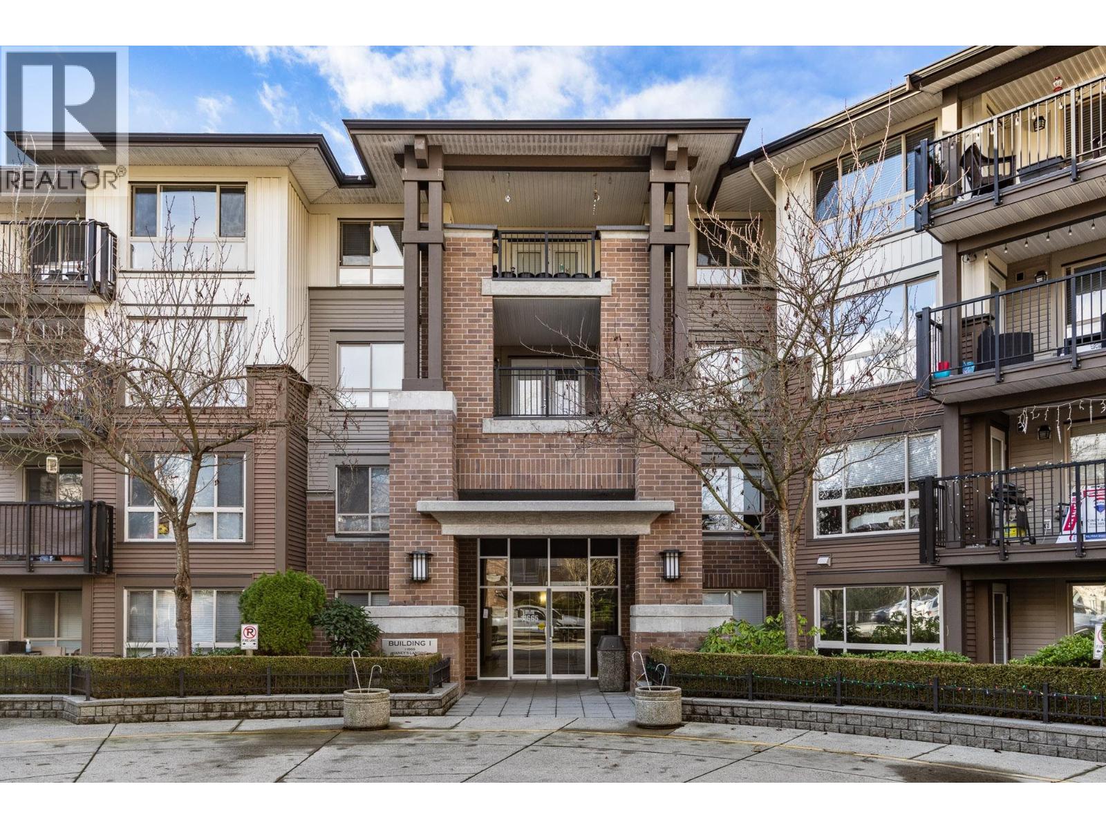 215 11665 Haney Bypass, Maple Ridge, British Columbia  V2X 8W9 - Photo 2 - R3101177