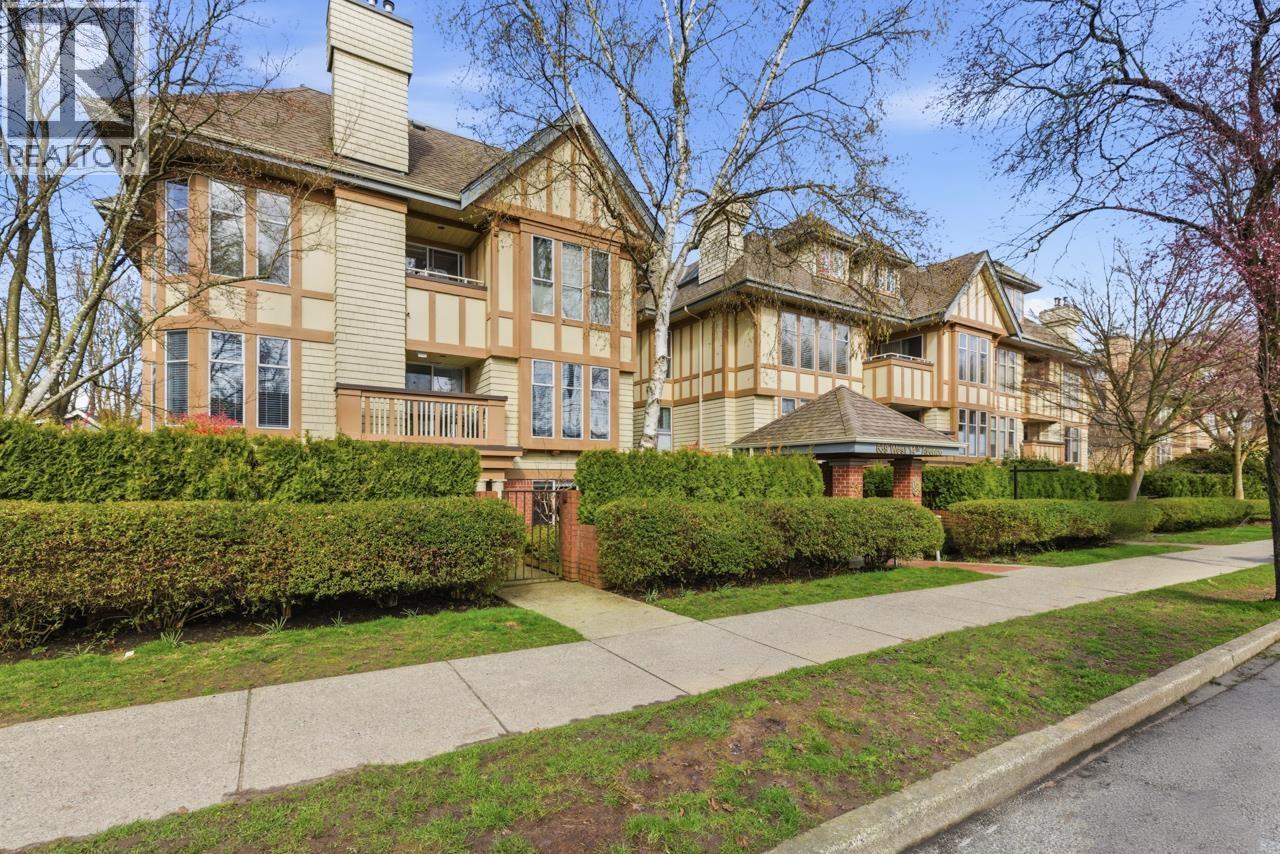 W206 639 W 14th Avenue, Vancouver, British Columbia  V5Z 1P7 - Photo 3 - R3101205