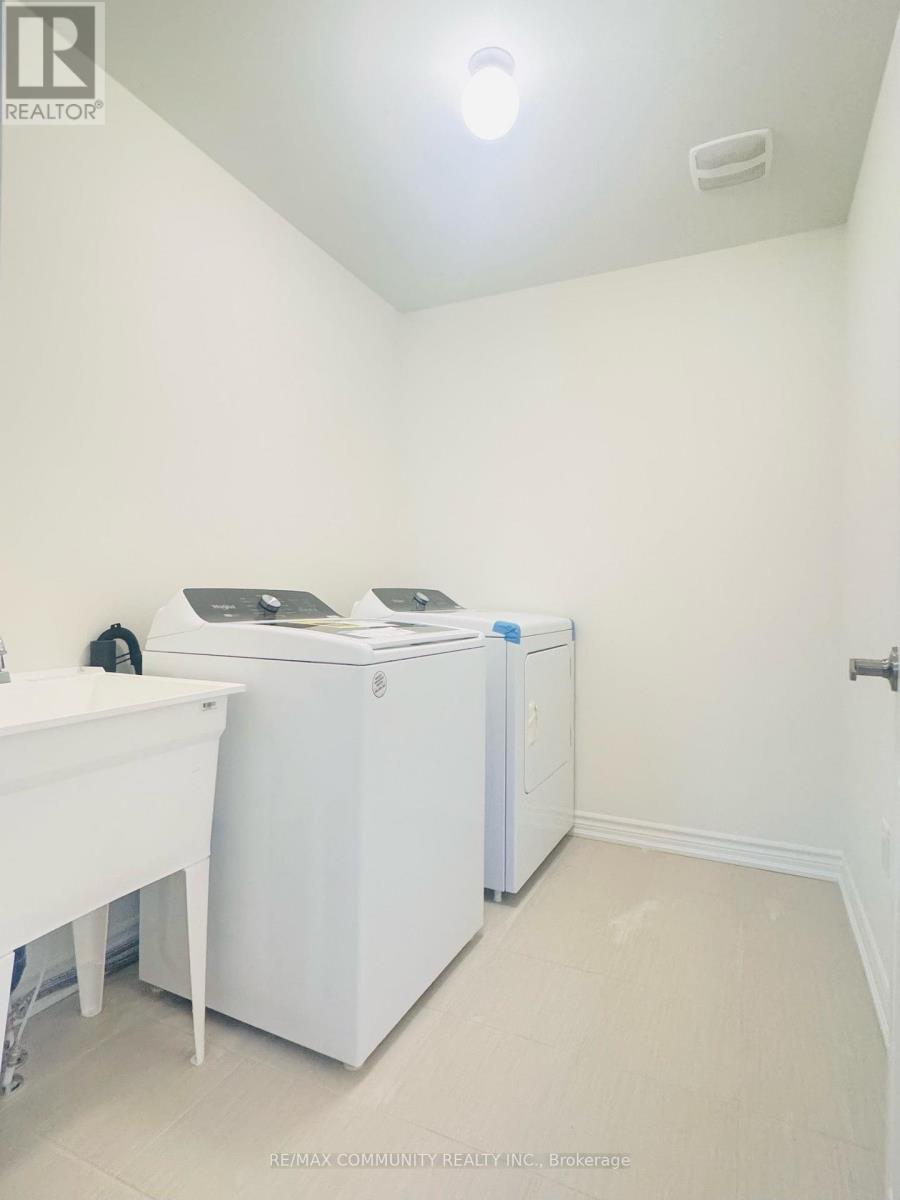 2506 Athena Path, Pickering, Ontario  L1X 0M5 - Photo 14 - E12896860