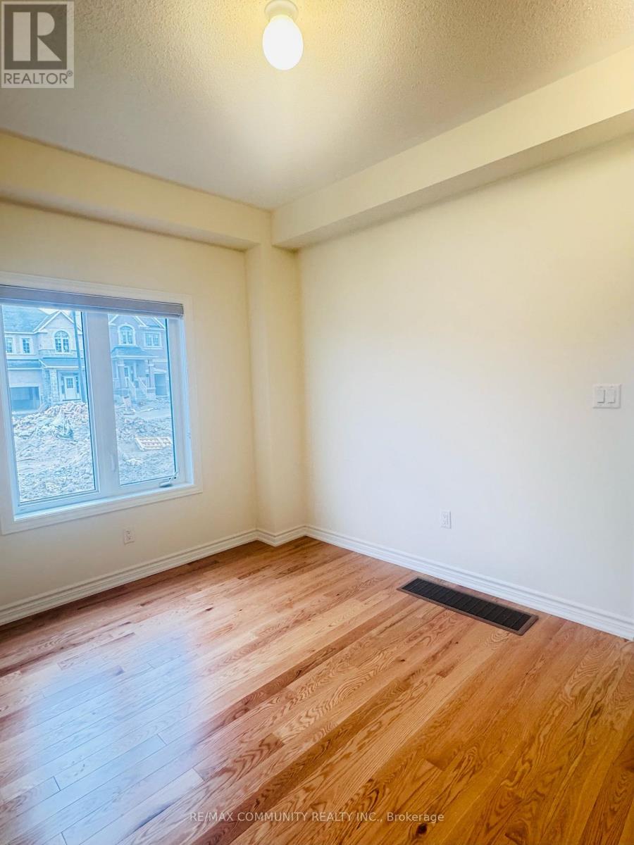 2506 Athena Path, Pickering, Ontario  L1X 0M5 - Photo 7 - E12896860