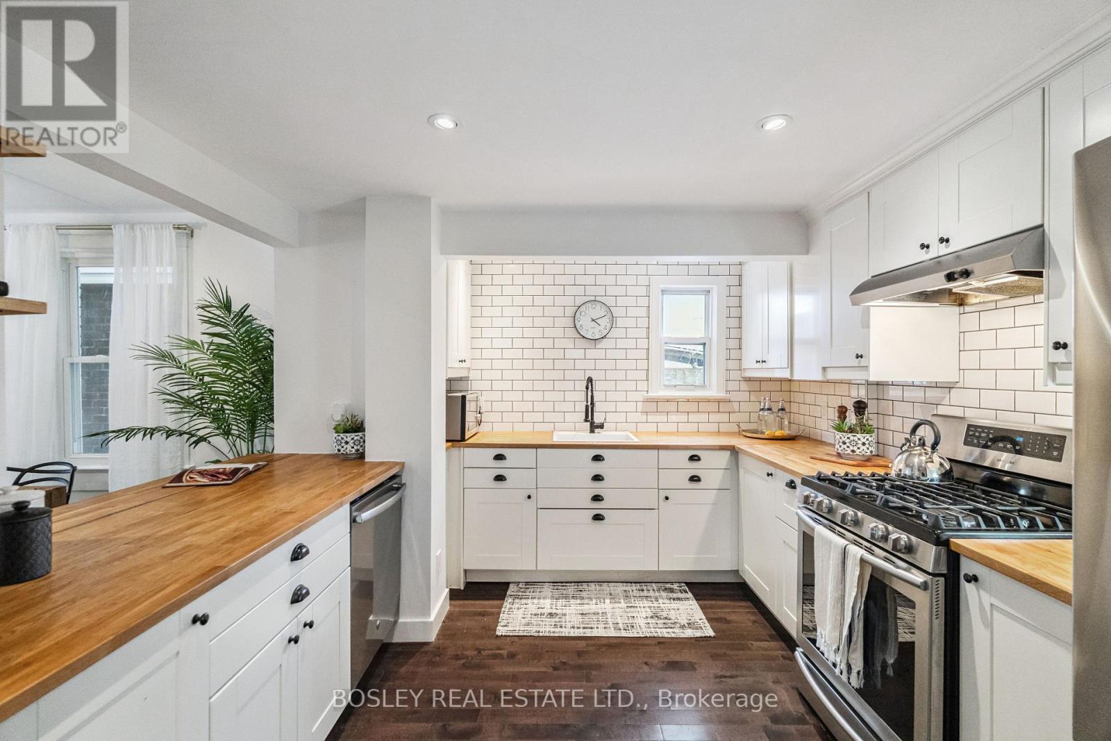 231 Chisholm Avenue, Toronto, Ontario  M4C 4V9 - Photo 7 - E12896900