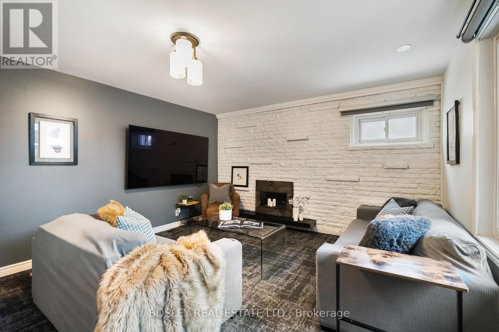 231 Chisholm Avenue, Toronto, Ontario  M4C 4V9 - Photo 9 - E12896900