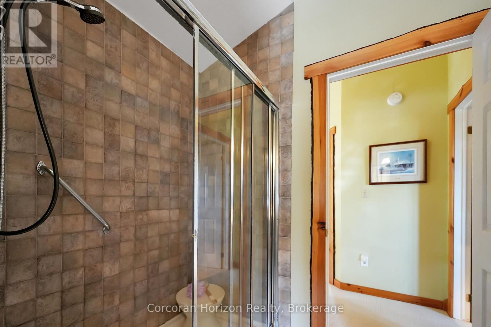 8 Goodman Road, Kawartha Lakes, Ontario  K0M 1N0 - Photo 18 - X12896962