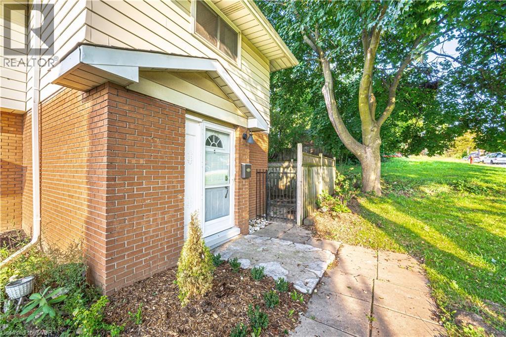 1116 Homewood Drive Unit# 1, Burlington, Ontario  L7P 2M2 - Photo 3 - 40807016