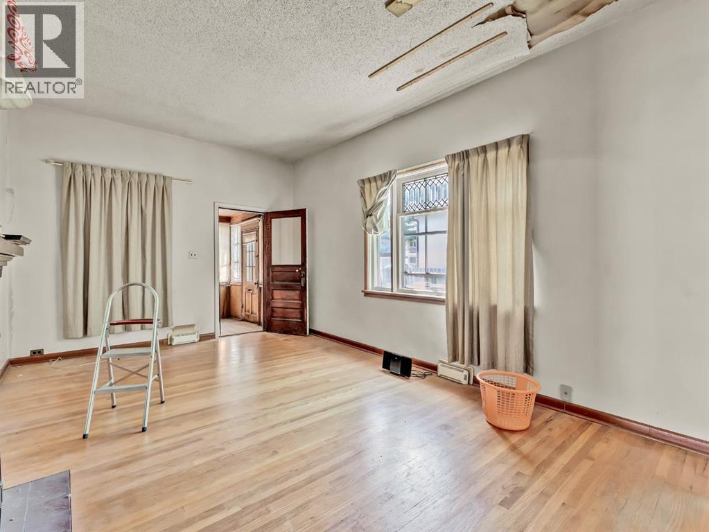 1054 Yuill Street Se, Medicine Hat, Alberta  T1A 0Z2 - Photo 10 - A2267347