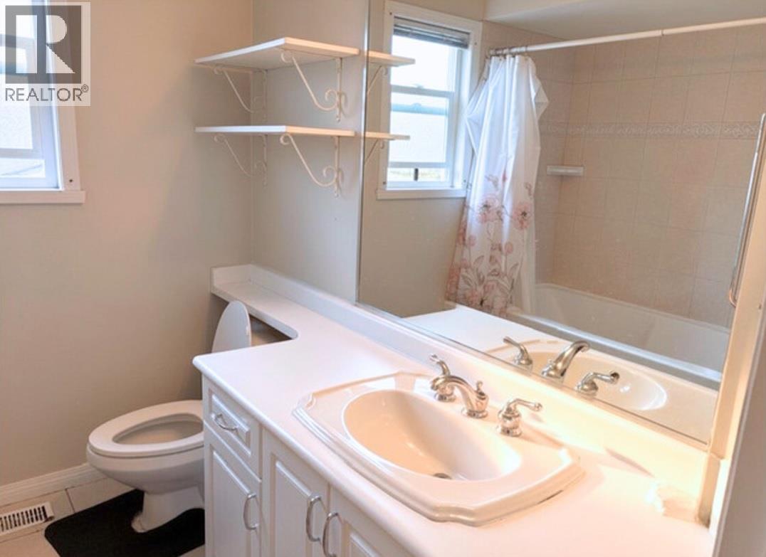 6811 Riverdale Drive, Richmond, British Columbia  V7C 2G3 - Photo 9 - R3097644