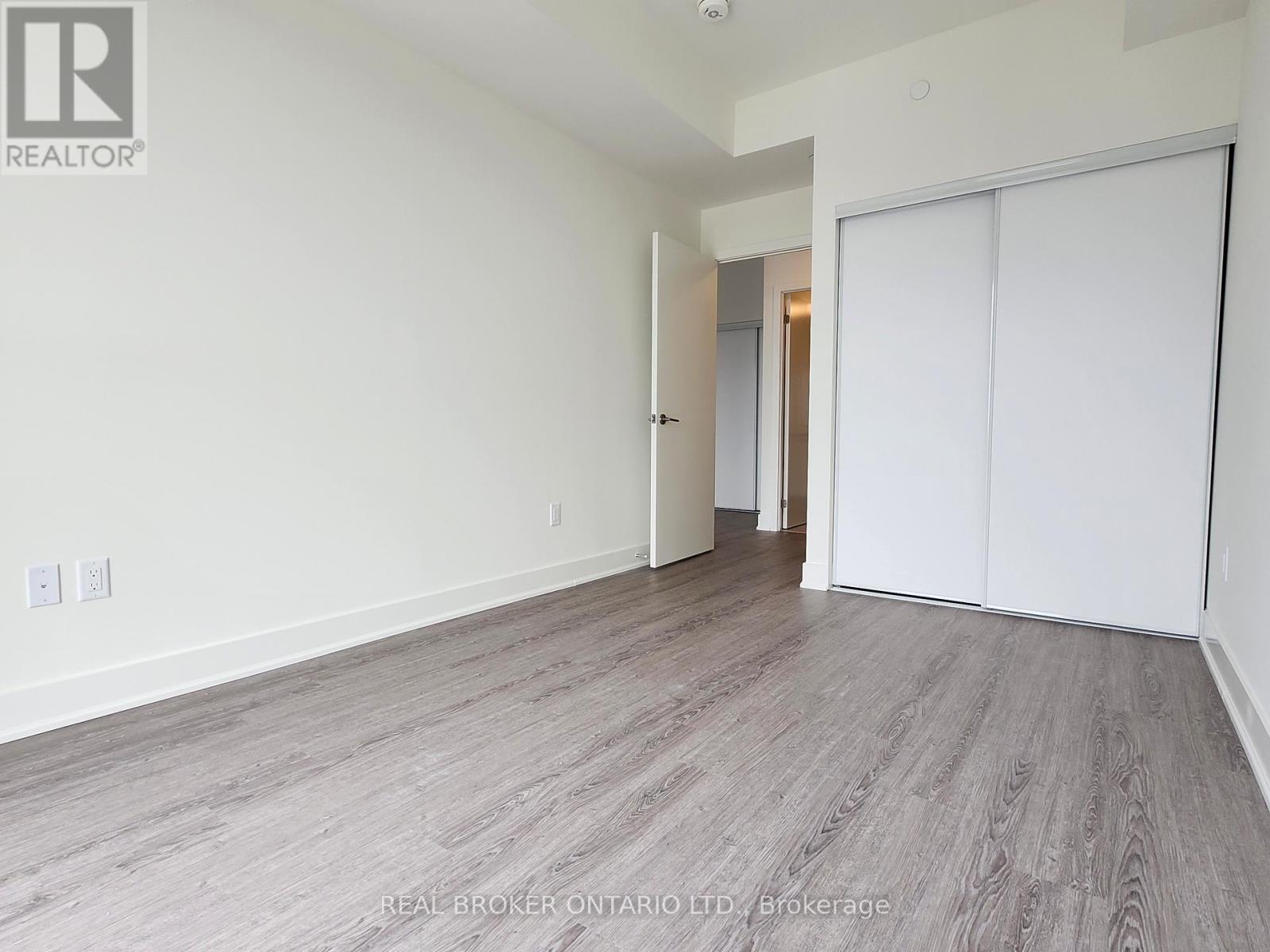 1311 - 185 Deerfield Road, Newmarket, Ontario  L3Y 0G7 - Photo 12 - N12896876