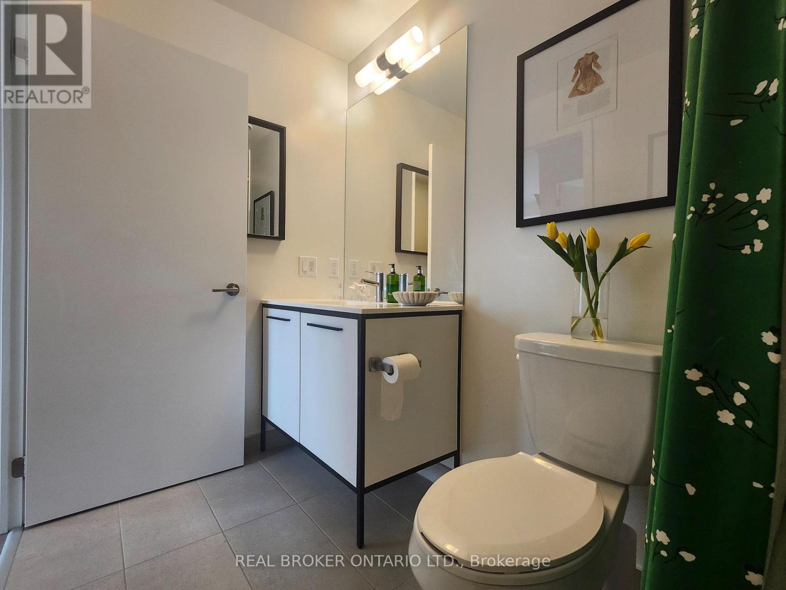 1311 - 185 Deerfield Road, Newmarket, Ontario  L3Y 0G7 - Photo 14 - N12896876