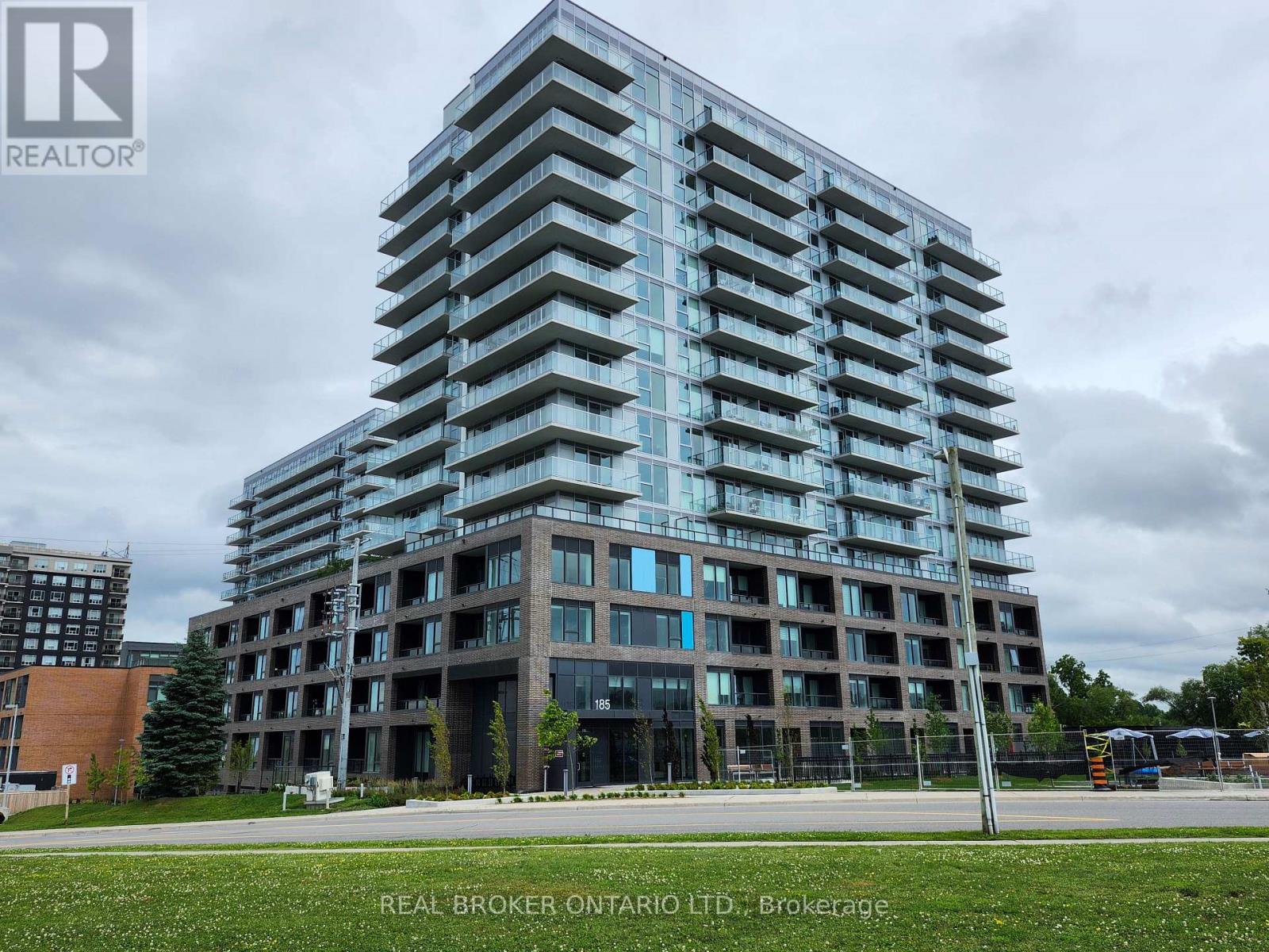 1311 - 185 Deerfield Road, Newmarket, Ontario  L3Y 0G7 - Photo 19 - N12896876