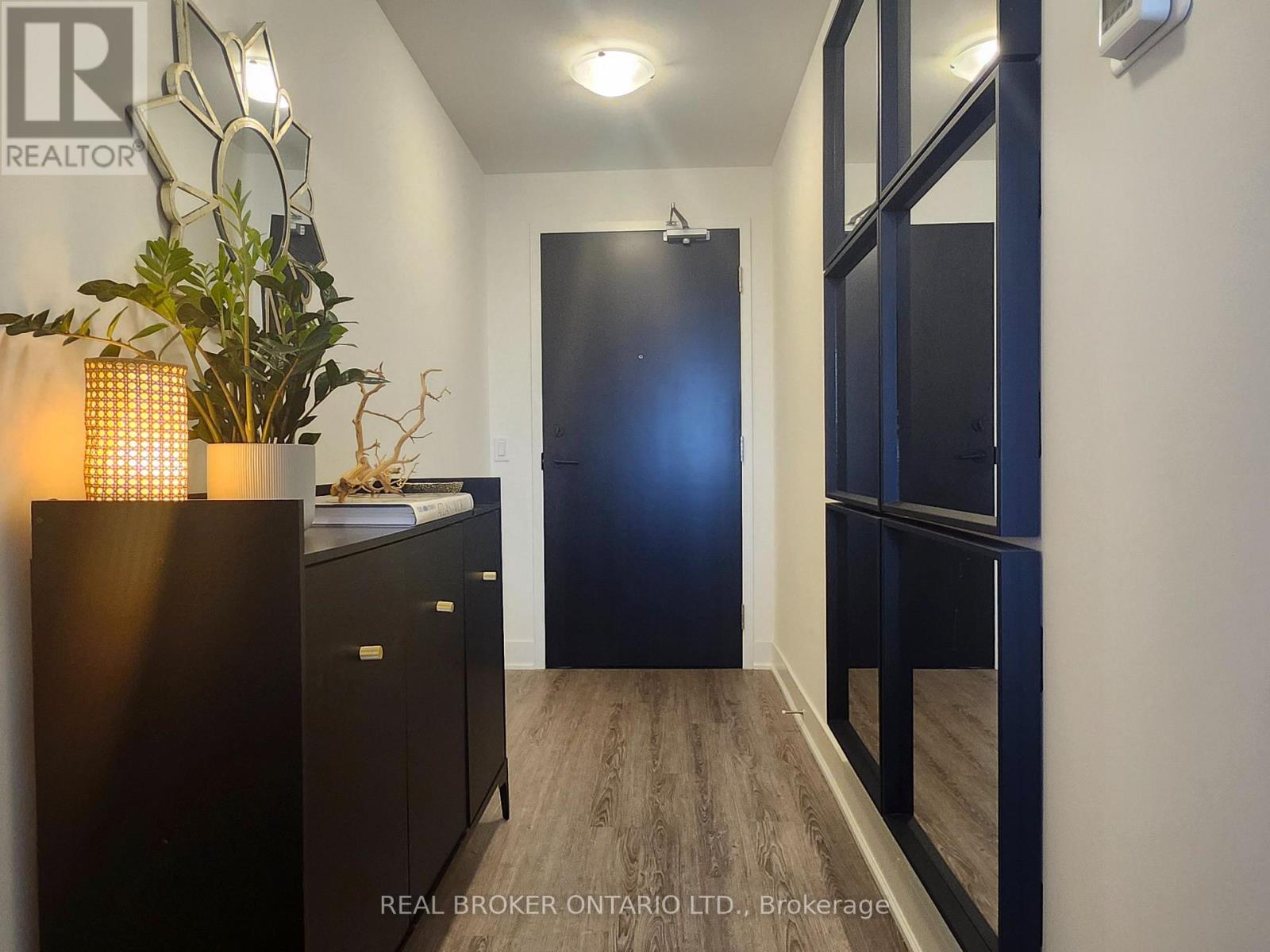 1311 - 185 Deerfield Road, Newmarket, Ontario  L3Y 0G7 - Photo 9 - N12896876