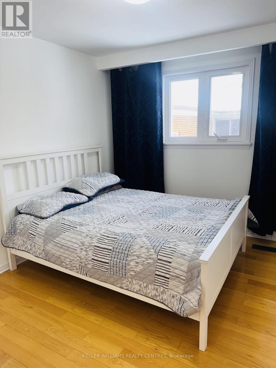 2461 Hensall Street, Mississauga (Cooksville), Ontario  L5A 2T1 - Photo 6 - W12831932